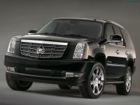     - Cadillac Escalade 2008